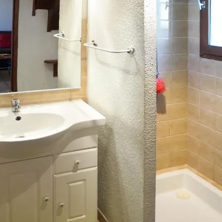 Les Palourdes - Bpl460 By Interhome