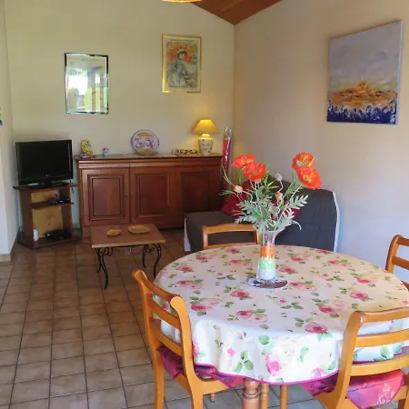 Les Palourdes - Bpl460 By Interhome *